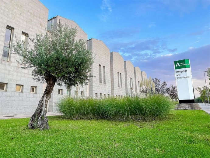 Archivo - Exterior del Hospital Alto Guadalquivir.