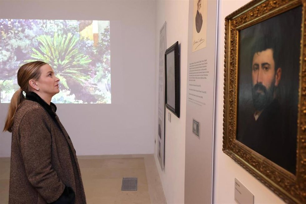 La presidenta del Govern, Marga Prohens, en la inauguración de la muestra.