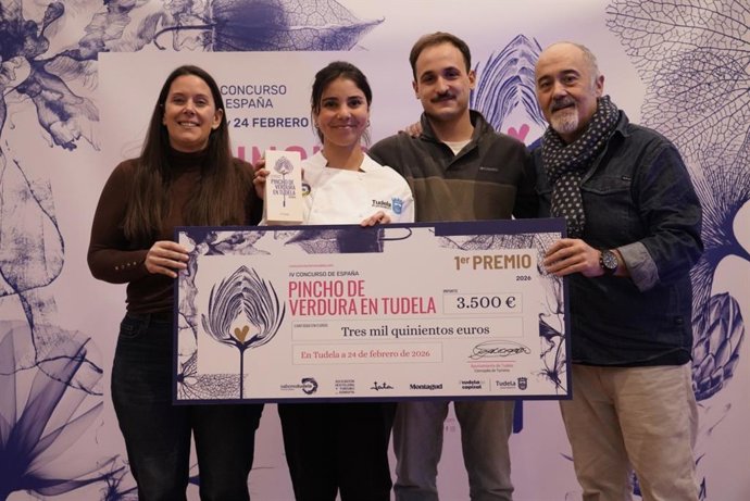 Cristina Massuh, del restaurante Caleña, de Ávila, ganadora del IV Concurso de España de Pincho de Verdura de Tudela