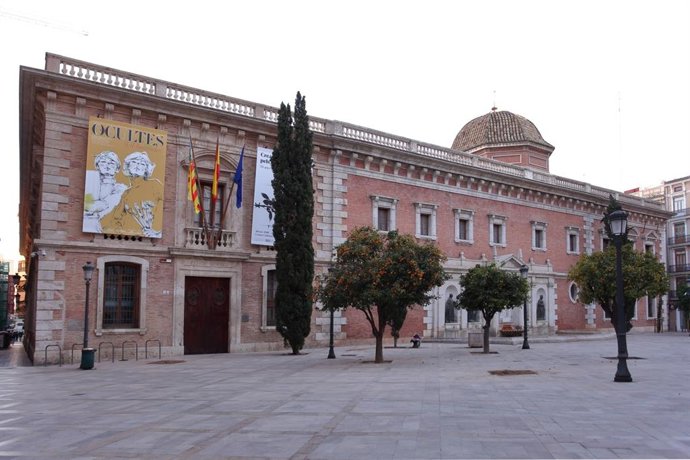 Archivo - Arxive - El Centre Cultural La Nau