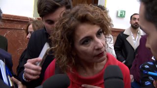 Montero dice que presentará los PGE pero lo condiciona a "concitar los acuerdos