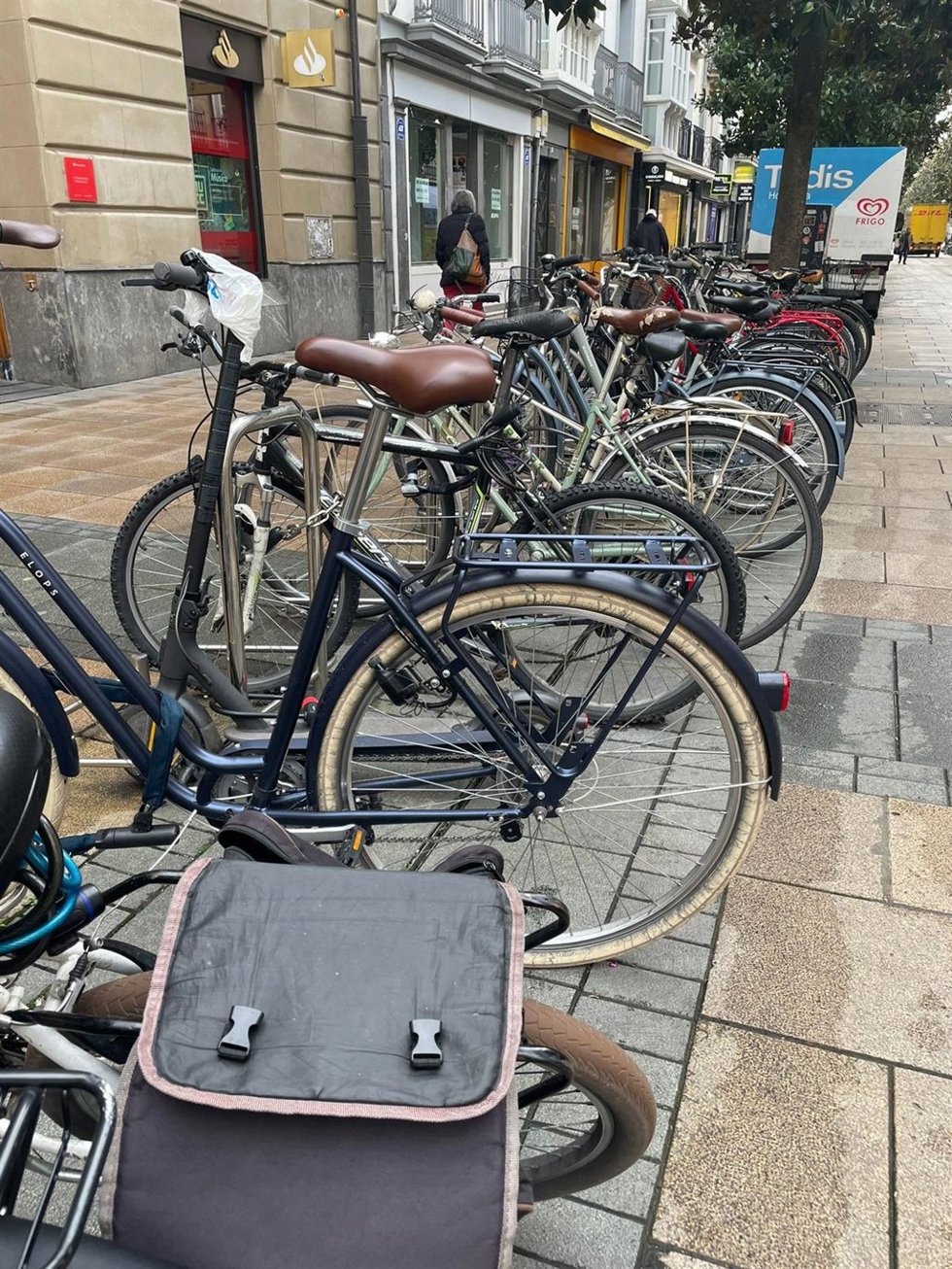 Vitoria-Gasteiz dispone ya de más de 17.000 plazas de aparcamiento para bicicletas
