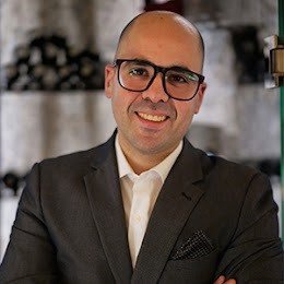 El conquense Carlos Cañas, sumiller del Restaurante Raff San Pedro de Cuenca