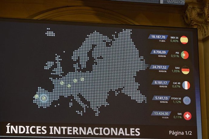 Un panel informativo en el Palacio de la Bolsa de Madrid, a 3 de febrero de 2026, en Madrid (España). 