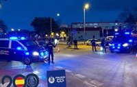Policía Nacional y Local detienen a un hombre con orden de búsqueda en un dispositivo en El Palmar (Murcia)