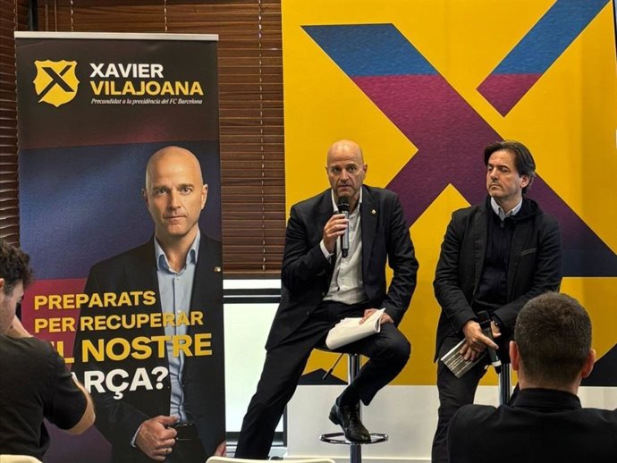 Xavier Vilajoana y Carlos López de la Vieja, miembro del equipo directivo de la precandidatura, durante la presentación de los pilares del área patrimonial