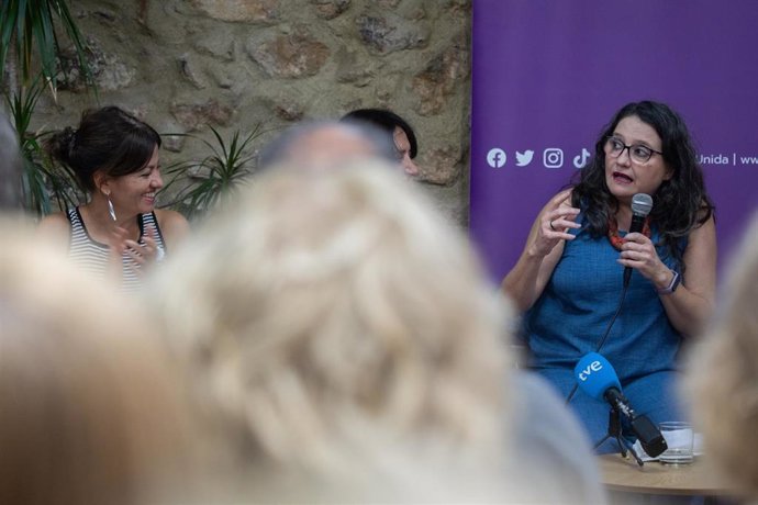 Archivo - La exvicepresidenta primera, exconsellera de Igualdad y Políticas Inclusivas, y exportavoz de la Generalitat Valenciana, Mónica Oltra, en una imagen de archivo