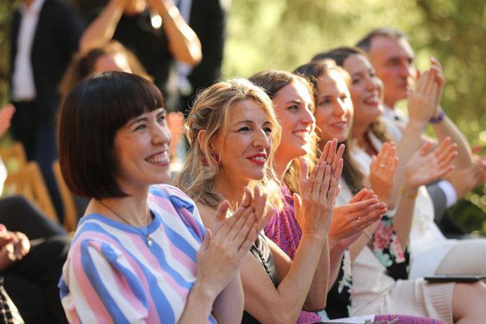 Archivo - Arquivo - (I-D) A ministra da Ciência e Inovação, Diana Morant; a segunda vice-presidente do Governo e ministra do Trabalho, Yolanda Díaz; a ministra da Igualdade, Irene Montero; a ministra dos Direitos Sociais e Agenda 2030, Ione Belarra, e a s