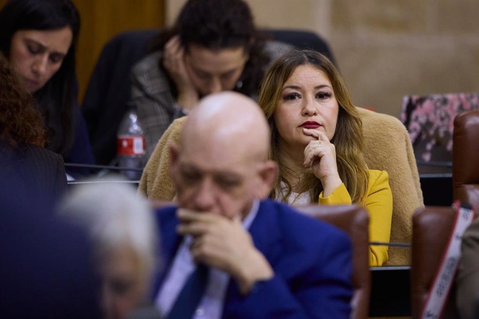 La diputada del PSOE-A Verónica Pérez, en el Parlamento andaluz. (Foto de archivo).