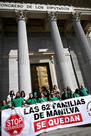 La diputada de Podemos, Ione Belarra, ha registrado en el Congreso de los Diputados una Proposición No de Ley (PNL) para exigir al Gobierno medidas urgentes que eviten el desahucio colectivo de 62 familias residentes en un edificio de Manilva.