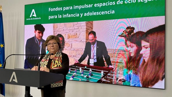 Dolores Sánchez en la presentacion de la resolución de la convocatoria de subvenciones 'Espacios Seguros'.