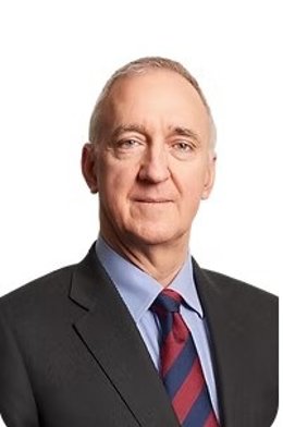 Peter Antolik, director general adjunto de Serena Industrial Partners