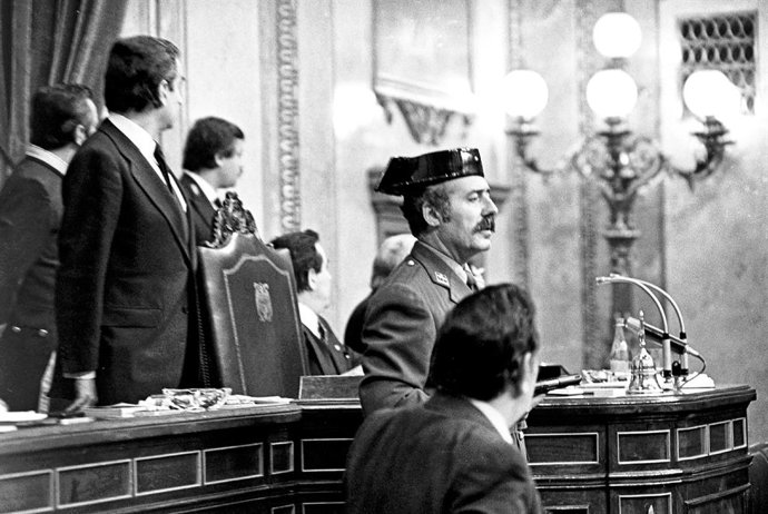 Archivo - Arquivo - MADRID - 23 DE FEVEREIRO DE 1981: O tenente-coronel da Guarda Civil Antonio Tejero Molina no Congresso dos Deputados durante o golpe de Estado de 23F, em Madri, em 23 de fevereiro de 1981.,Imagem: 496979571, Licença: Direitos gerenciad