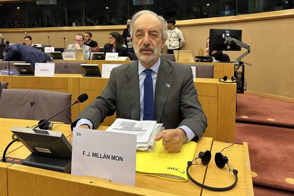 Millán Mon.