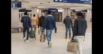 Congreso y Senado instan al Gobierno a “detener” la regularización “masiva” de migrantes, con apoyo de PP y Vox