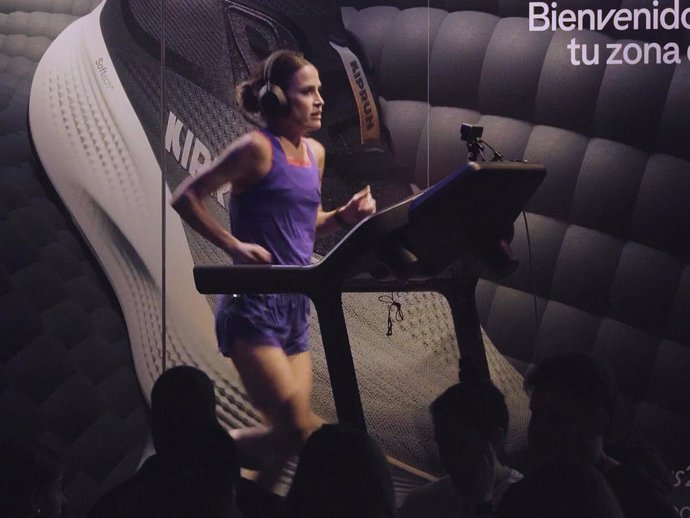 Verdeliss, dispuesta a superar un nuevo desafío: correr 24 horas sobre una cinta de correr sin hacer ninguna pausa