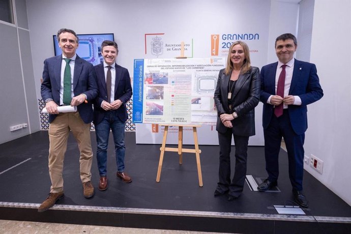 La alcaldesa de Granada, Marifrán Carazo, ha participado en la presentación de las novedades sobre Los Cármenes