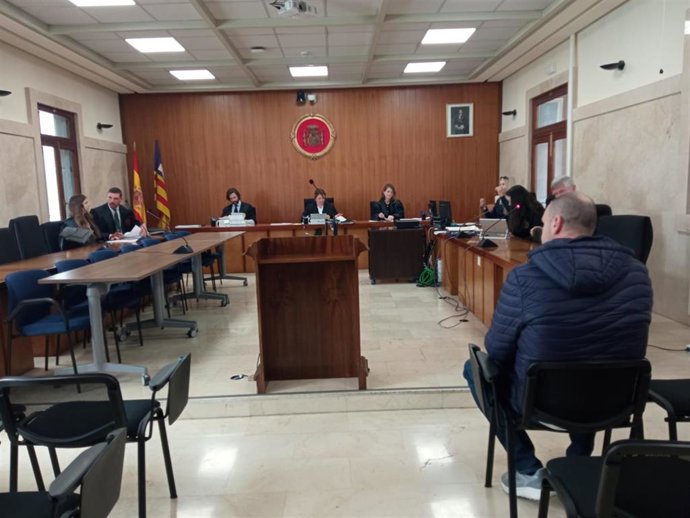 El acusado, en la vista preliminar en la Audiencia.