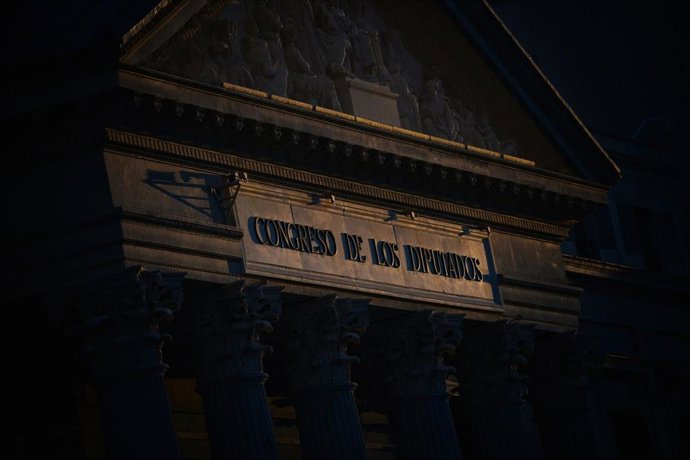 Archivo - Fachada del Congreso de los Diputados.