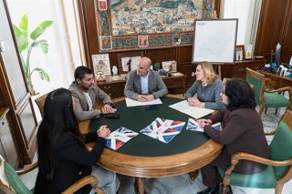 El presidente de la Diputación de Almería se reúne con responsables de UPTA.
