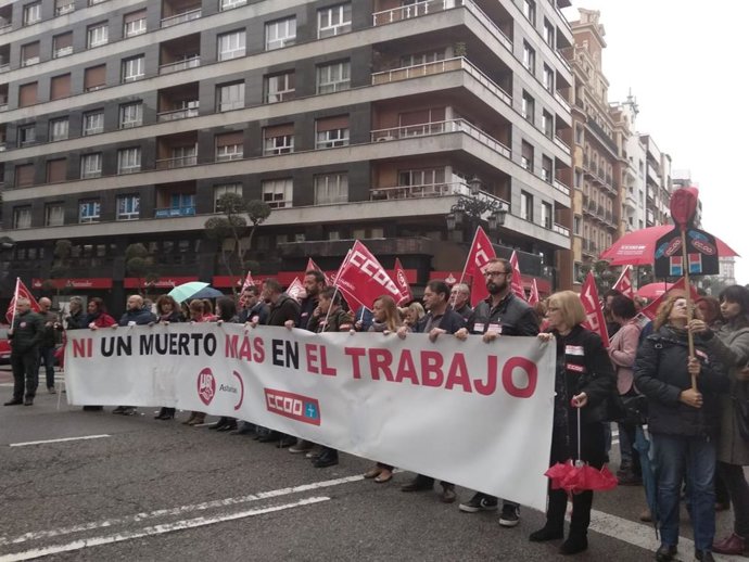 Archivo - Imagen de archivo de una concentración contra la siniestralidad laboral 