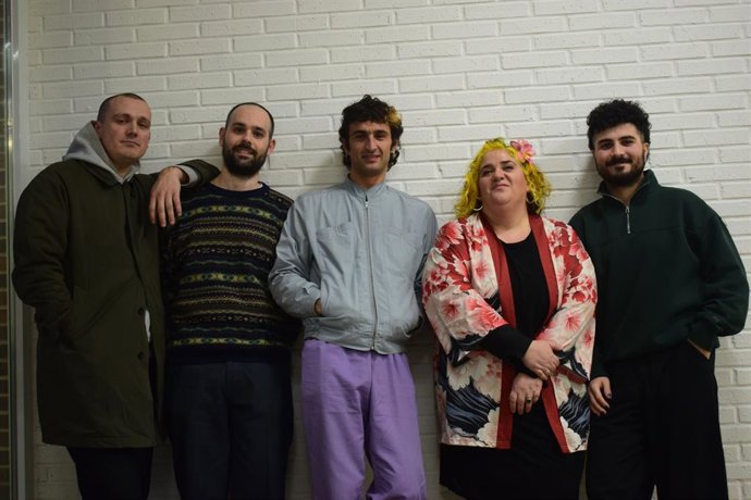 Zea Mays, EZEZEZ eta Txopet taldeetako Kirikiño Ikastolako ikasle ohiek sortu dute 2026ko Ibilaldiko kanta