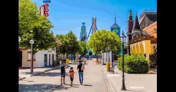 Parque Warner Madrid inaugura su temporada 2026 este sábado con el inicio del 'Mes de los Superhéroes'