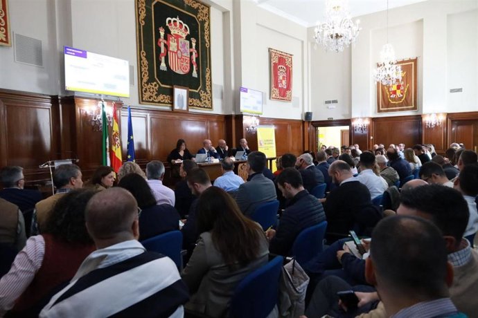 Reunión para informar de las ayudas