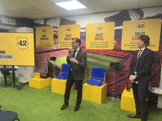 El líder de Moviment 42 y precanidato a la presidencia del FC Barcelona Marc Ciria, en un acto de precampaña