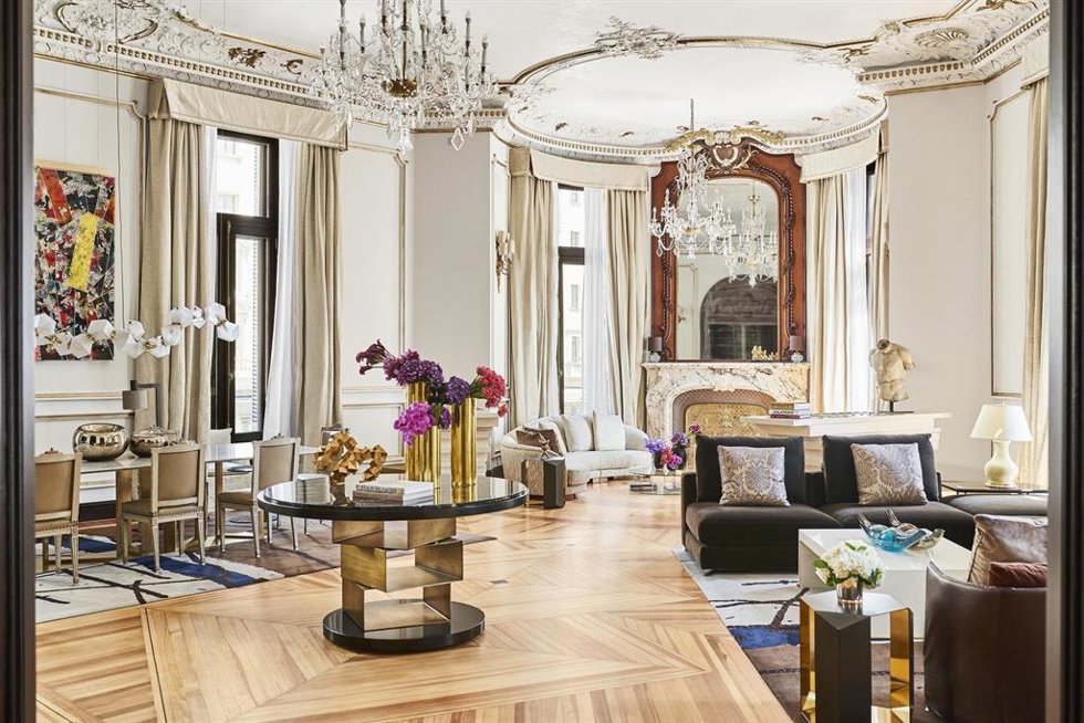La artista Cristina Lucas intervendrá la Suite Real del Four Seasons Madrid durante la semana de ARCO