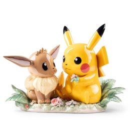 La empresa Lladró se sumerge en el universo Pokémon en su trigésimo aniversario con dos creaciones con las que la marca valenciana interpreta a las famosas criaturas a partir de su propio lenguaje de porcelana artesanal.