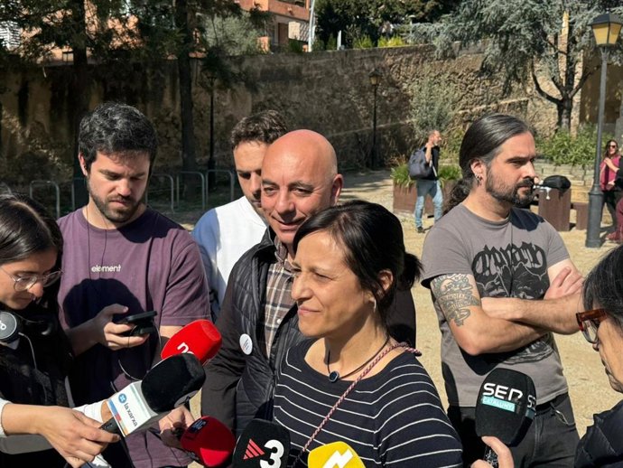 Representantes sindicales en declaraciones a la prensa este jueves en Barcelona.