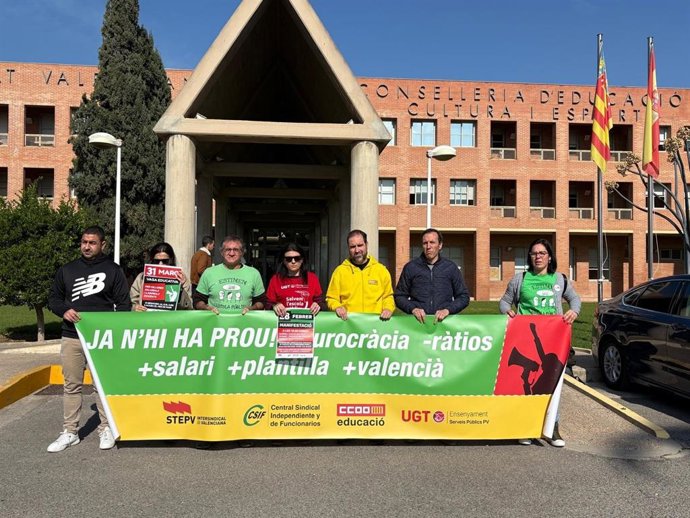 Sindicatos exigen a Educación una negociación "leal y real" para evitar ir a la huelga: "No nos gustaría llegar"