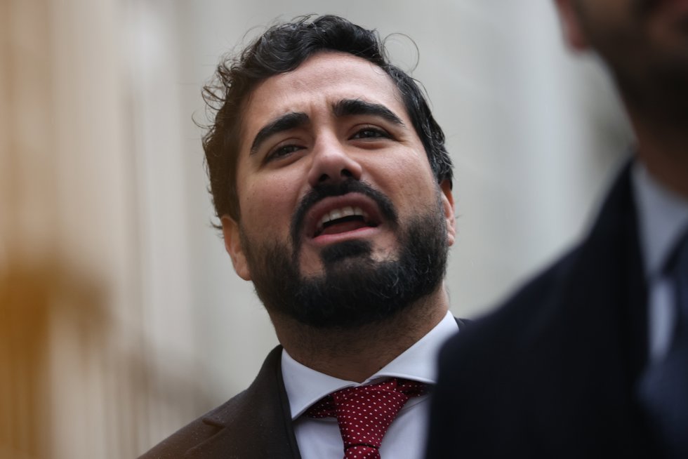 El eurodiputado y líder de Se Acabó la Fiesta (SALF), Luis 'Alvise' Pérez, a su llegada al Tribunal Supremo, a 26 de enero de 2026, en Madrid (España).