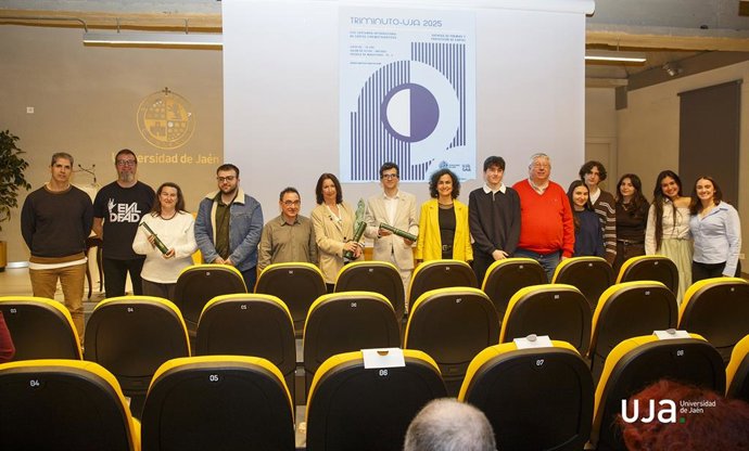 Entrega de los premios del Certamen Trimunito UJA 2025.