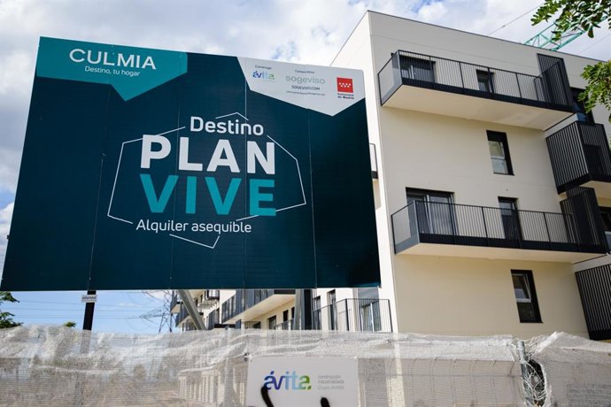 Archivo - Imagen de recurso de una promoción de viviendas de alquiler del Plan Vive de la Comunidad de Madrid en San Sebastián de los Reyes