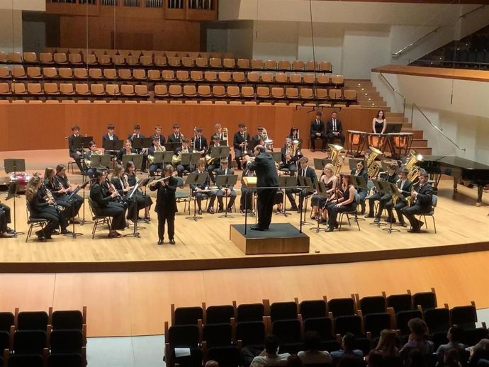Archivo - Imagen de archivo de alumnado del Conservatorio José Iturbi en el Palau de la Música de València
