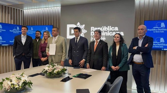 COCEMFE y Omnirooms Group impulsan en FITUR el avance del turismo accesible en República Dominicana