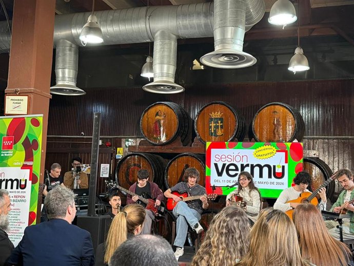 Presentación de la séptima edición de Sesión Vermú, con la actuación de .Bd.