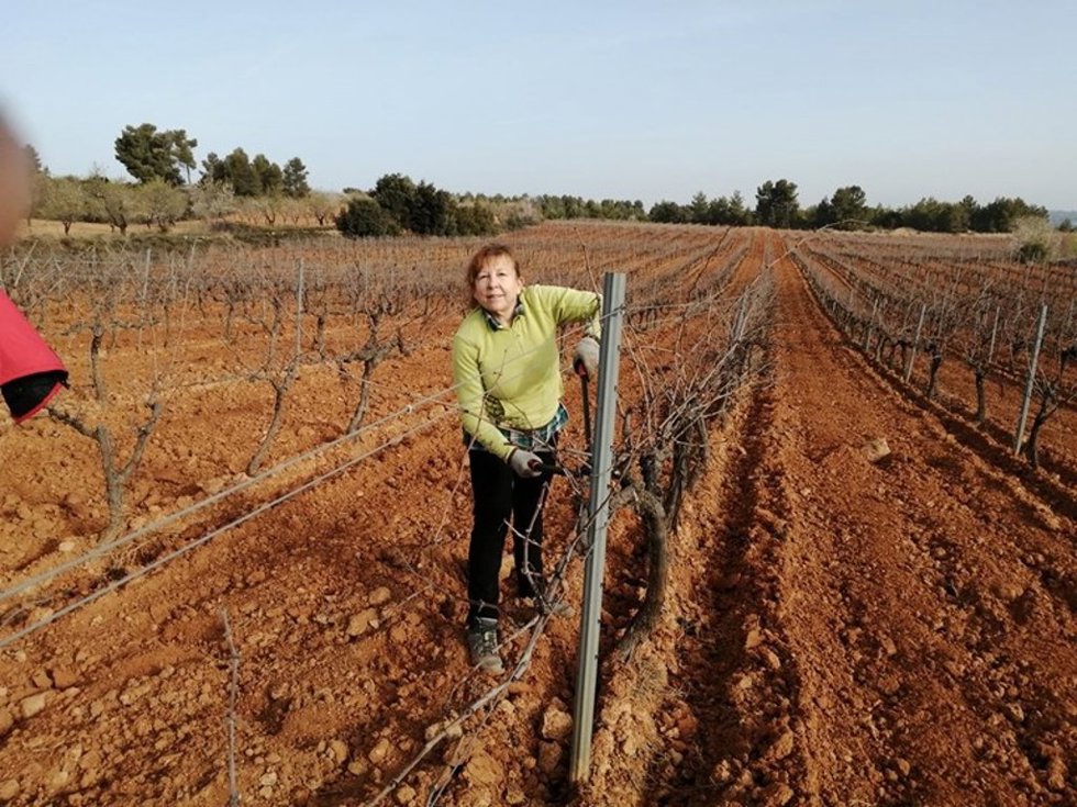 Archivo - Una agricultora