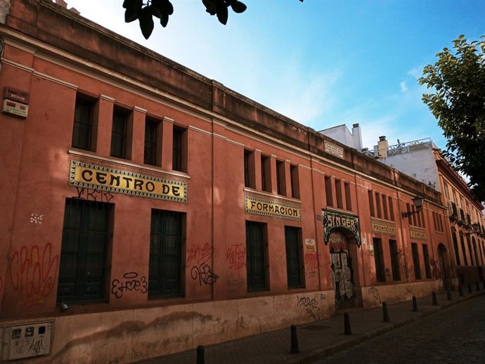 Exterior del edificio Singer de Sevilla que se convertirá en un hub audiovisual