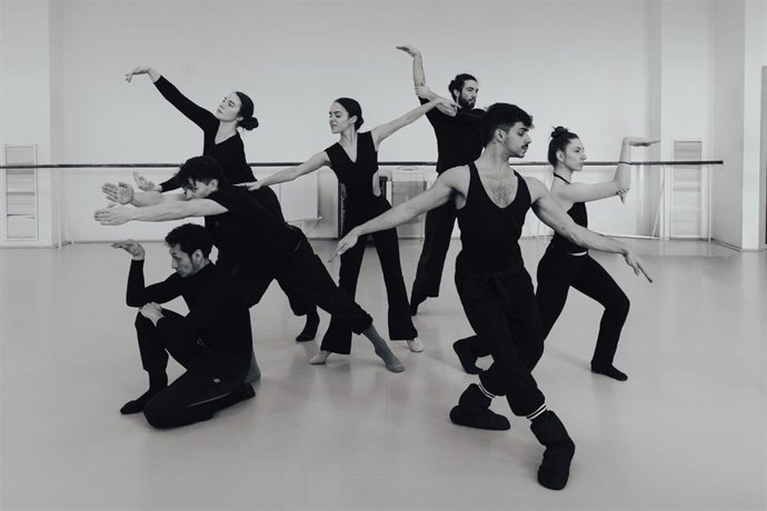 Un momento del espectáculo 'Anostraka', que forma parte del proyecto 'AlienArte' de la Fundación Española de Ciencia y Tecología.