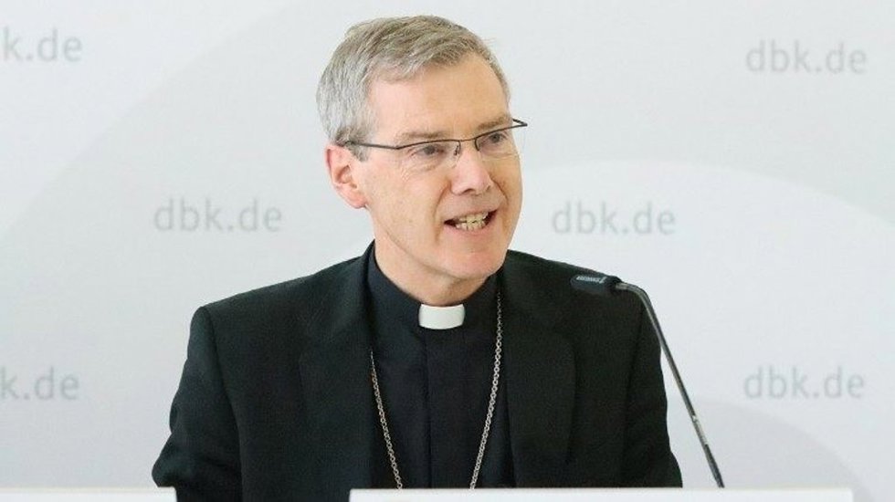 Monseñor Heiner Wilmer, presidente de la Conferencia Episcopal Alemana.