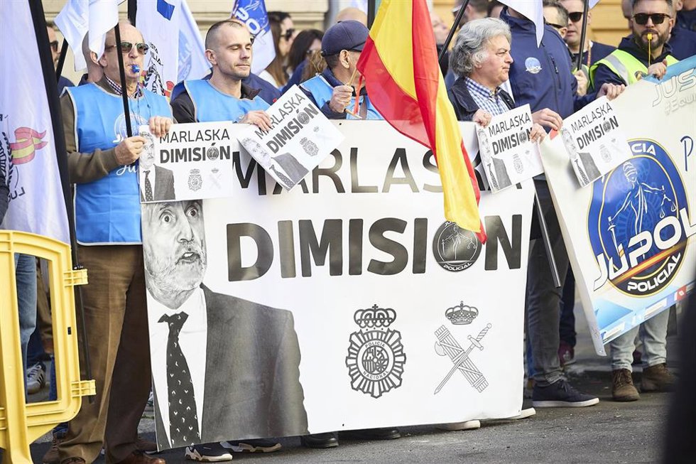 Protesta de Jupol pidiendo la dimisión del ministro del Interior, Fernando Grande-Marlaska 