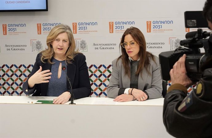La portavoz y la viceportavoz del grupo municipal de Vox, Beatriz Sánchez Agustino y Mónica Rodríguez Gallego, en una imagen reciente