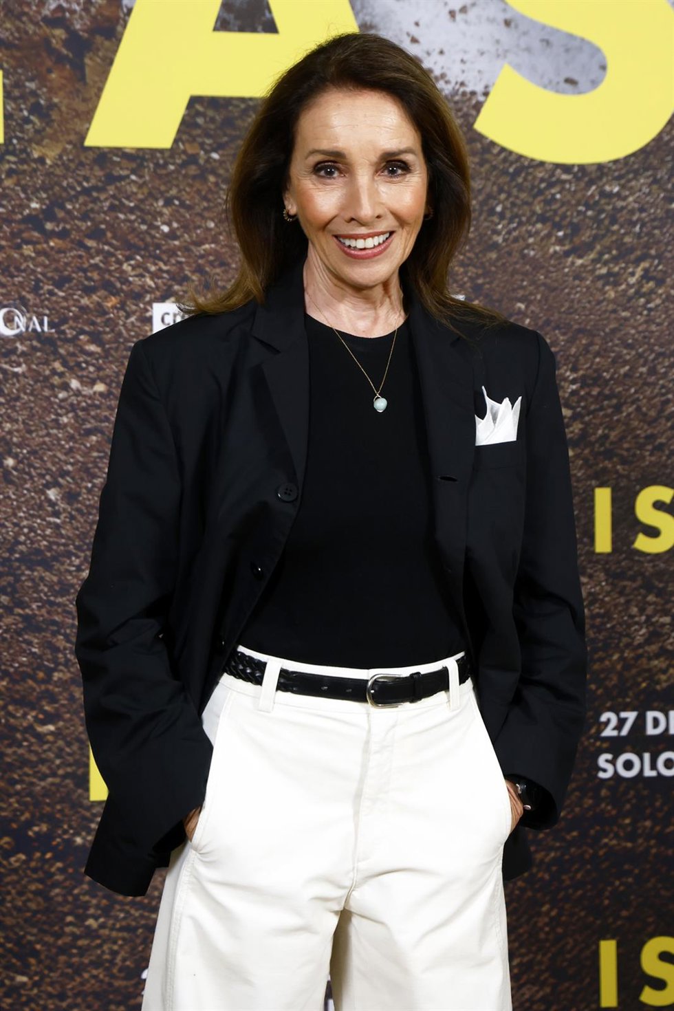La artista Ana Belén posa en el photocall durante la presentación de la película 'Islas', a 25 de febrero de 2026, en Madrid (España). 