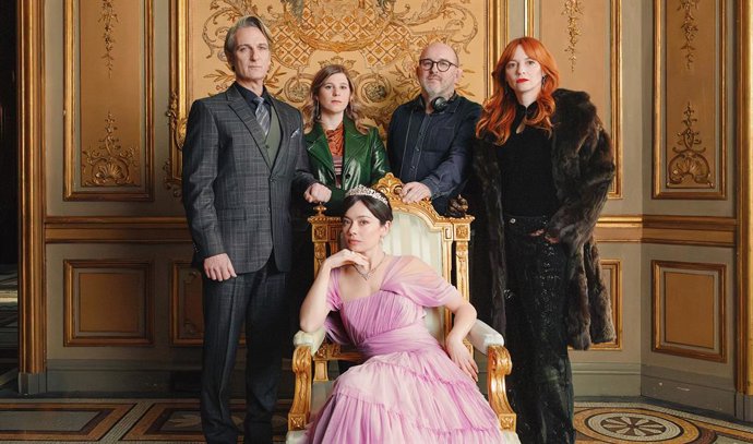 Leonor Watling y Ángela Cervantes, los nuevos fichajes en la segunda temporada de Su majestad