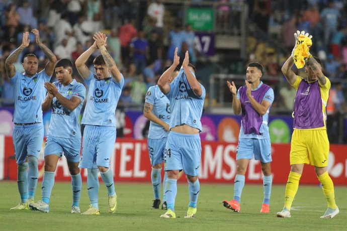 Futbol, O’Higgins vs Esporte Clube Bahia, Segunda Fase, Conmebol Libertadores 2026  Los jugadores de O’Higgins celebran el triunfo contra Esporte Clube Bahia durante el  partido Conmebol Libertadores disputado en el Estadio Codelco El Teniente de