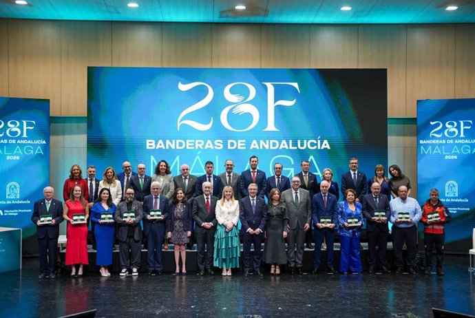 Entrega de las Banderas de Andalucía de la Junta en Málaga.