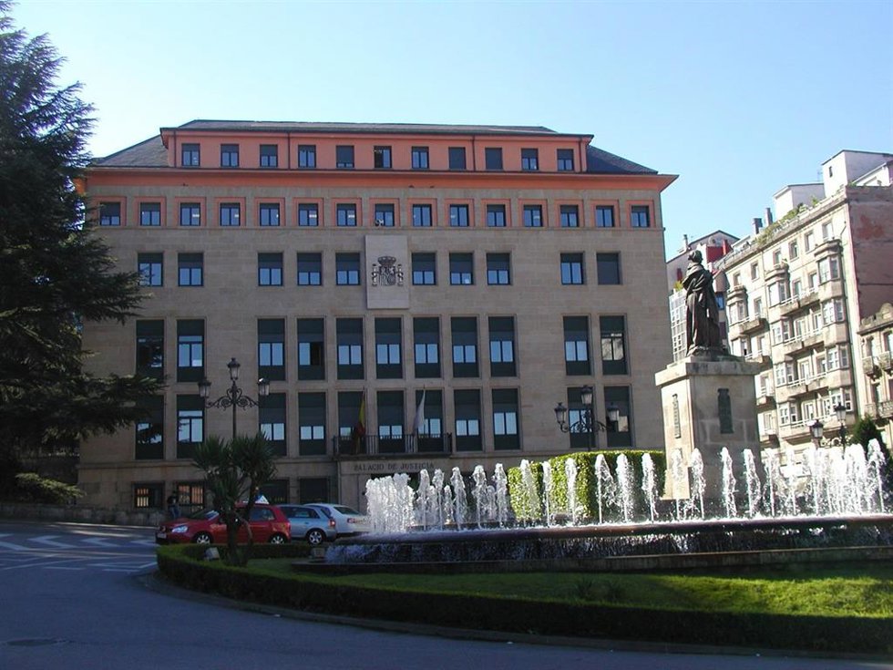 Archivo - Exterior de la Audiencia Provincial de Orense